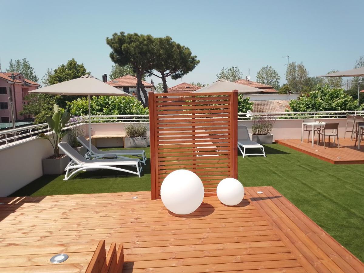 Villa Elia Suite Room Bellaria-Igea Marina Exterior foto